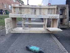 HANDMADE PALLET MUDKITCHEN